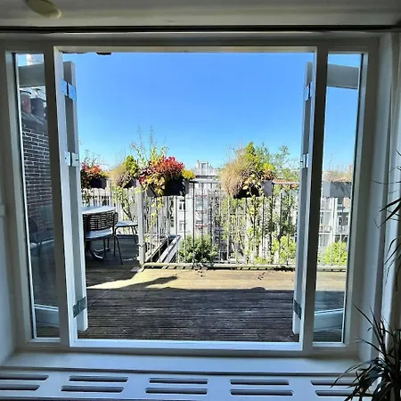 شقة Spacious With Roofterrace By Vondelpark